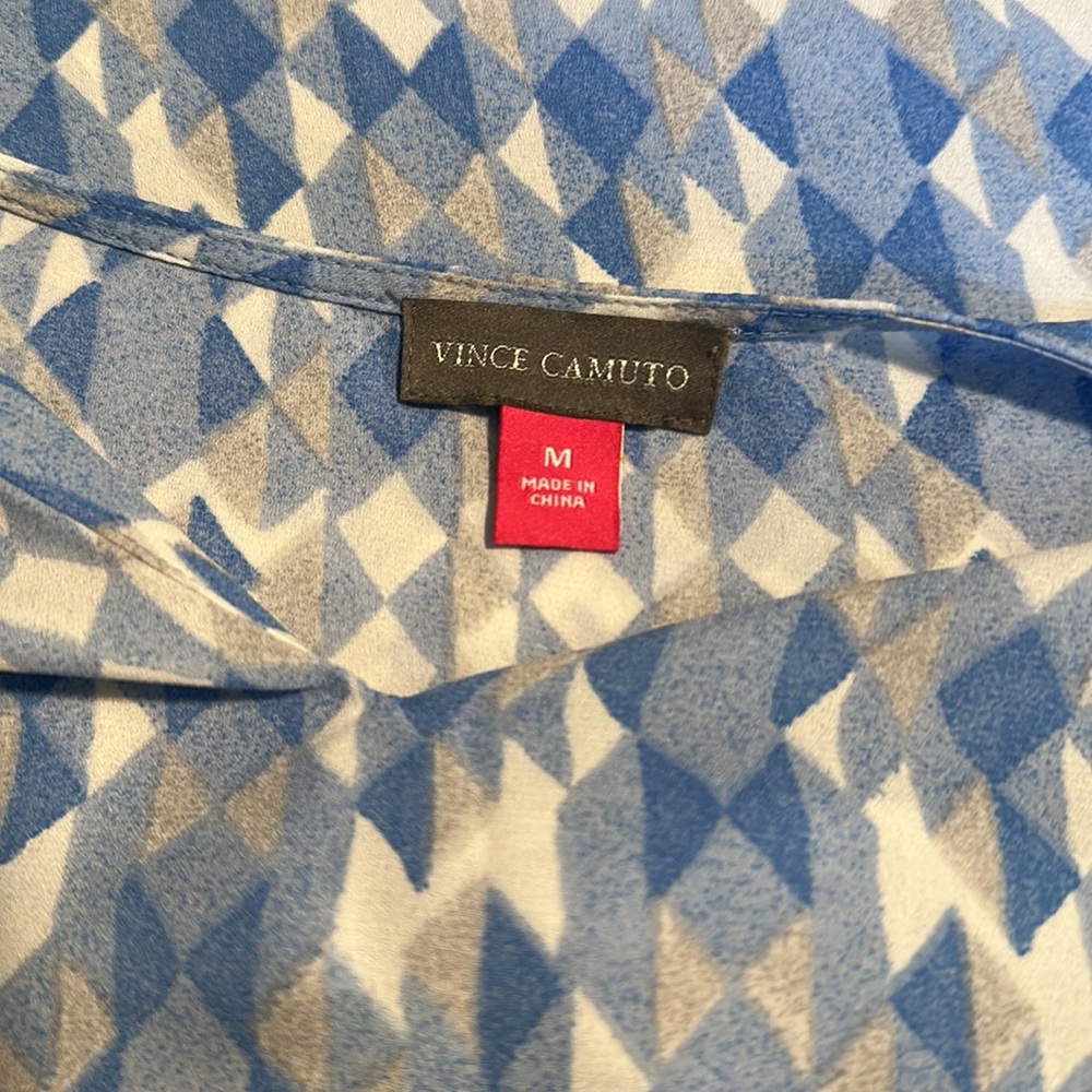 Vince Camuto Blue and White Geometric Print Blouse - Picture 4 of 5